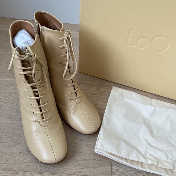 LOQ Agata Booties in Beige - Picture 2 of 9